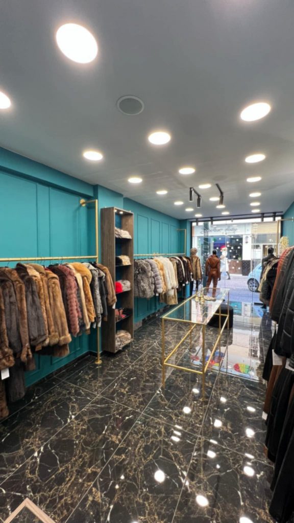 opening-για-το-κατάστημα-bardas-leather-furs-στην-Απόλλωνος