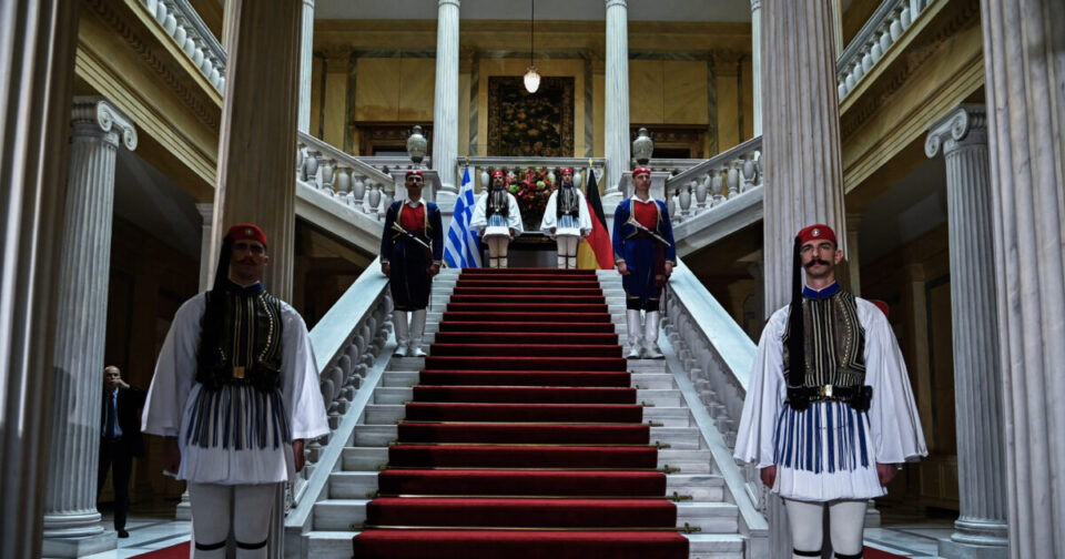 Δημοσκόπηση-gpo:-Καραμανλής,-Σακελλαροπούλου-ή-Βενιζέλος;-Οι-αυθόρμητες-απαντήσεις-για-Πρόεδρο-της-Δημοκρατίας