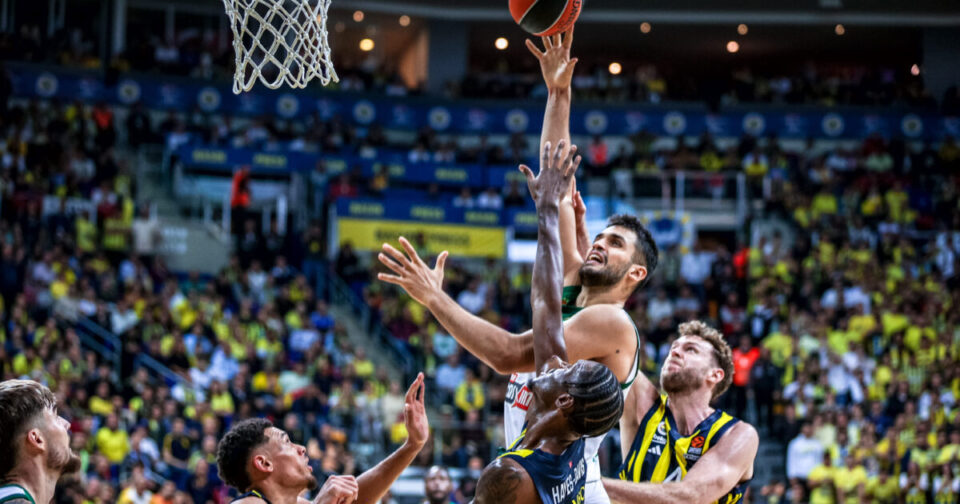 Φενέρμπαχτσε-κατά-euroleague:-«Η-απόφαση-για-την-αναβολή-με-την-Παρί-δεν-είναι-σοβαρή»