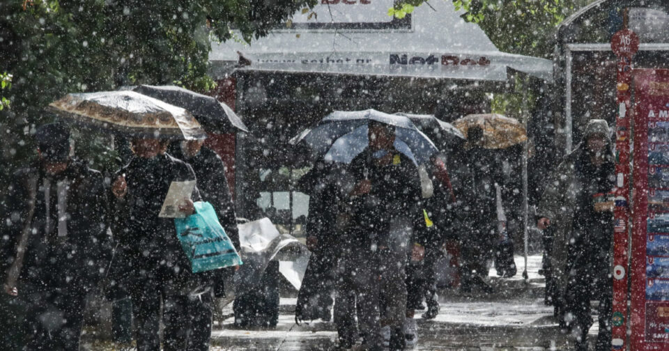 Καιρός:-Βροχές-και-καταιγίδες-το-Σάββατο-–-Η-πρόγνωση-για-τα-Χριστούγεννα