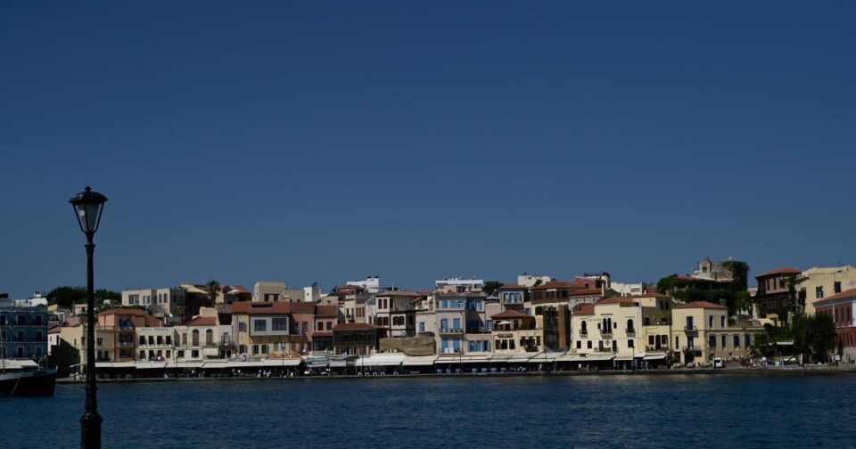 Χανιά:-Άγριο-ξύλο-σε-μαγαζί-την-ώρα-του-χριστουγεννιάτικου-ρεβεγιόν