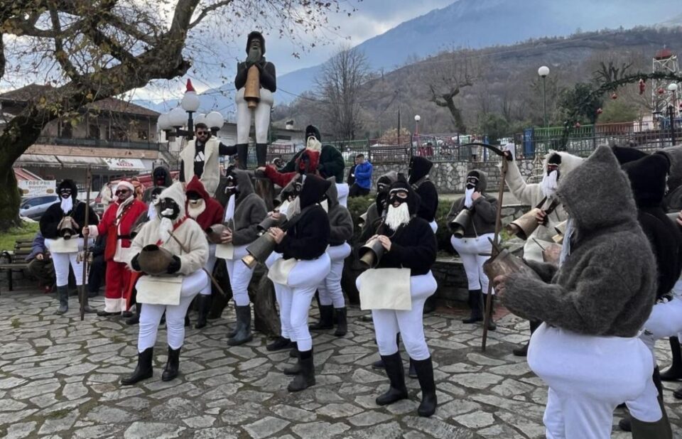 Πρόσκληση-στην-αναβίωση-του-παραδοσιακού-εθίμου-«Των-Καρκατζαλαίων»-στο-Γοργογύρι-Τρικάλων