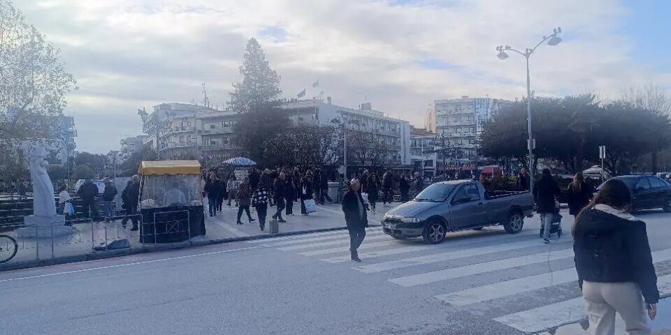 Πέρα-από-τους-νόμους,-αλληλοσεβασμός-στις-διαβάσεις