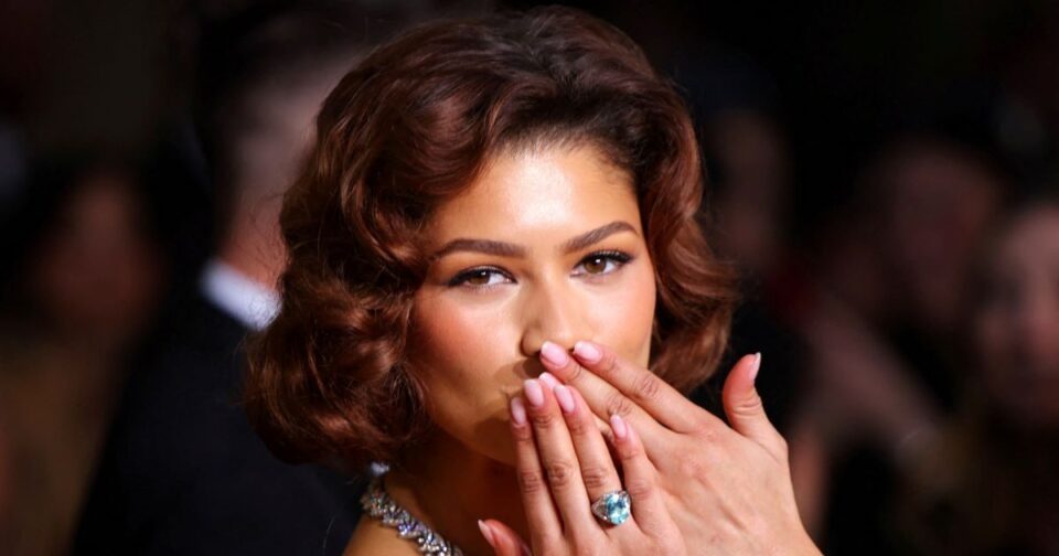 zendaya:-Το-διαμαντένιο-δαχτυλίδι-που-φούντωσε-τις-φήμες-για-αρραβώνα-με-τον-tom-holland