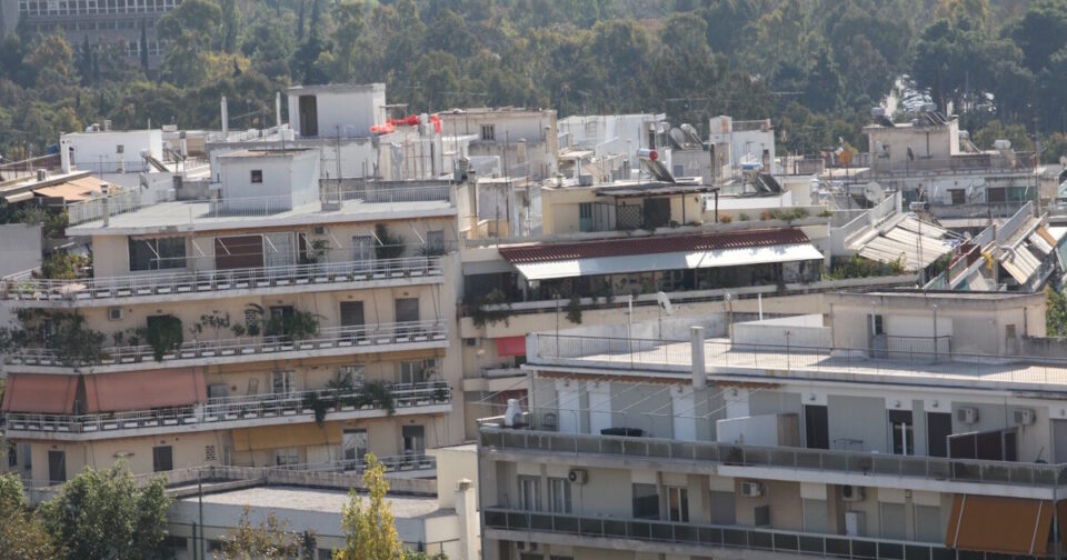 Το-σχέδιο-για-την-στήριξη-της-στέγης-φοιτητών,-ενστόλων-και-εισοδηματικά-αδύναμων-πολιτών