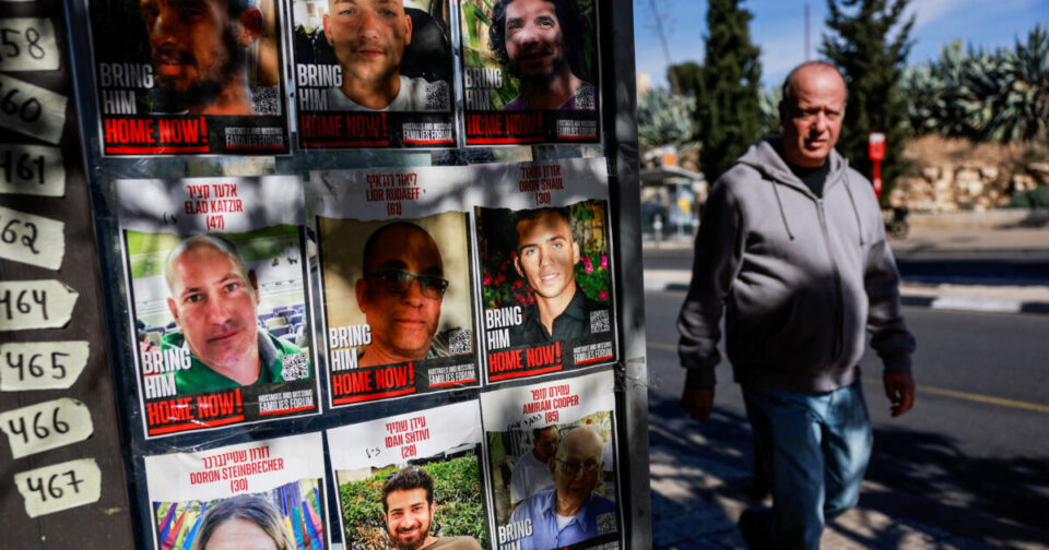 Ισραήλ:-Ο-Νετανιάχου-επιμένει-ότι-την-Κυριακή-απελευθερώνονται-οι-πρώτοι-όμηροι-–-Η-λίστα-που-κυκλοφόρησε